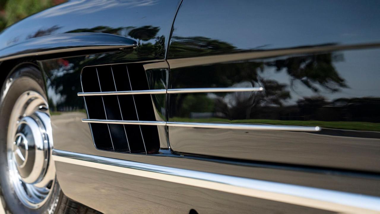 1957 Mercedes - Benz 300 SL Roadster