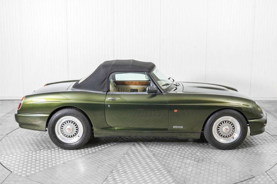 1995 MG RV8
