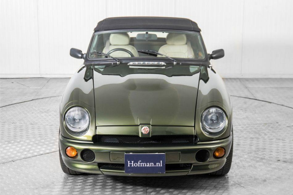 1995 MG RV8