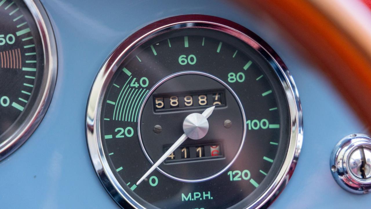 1961 Porsche 356 B 1600 D'Ieteren Roadster