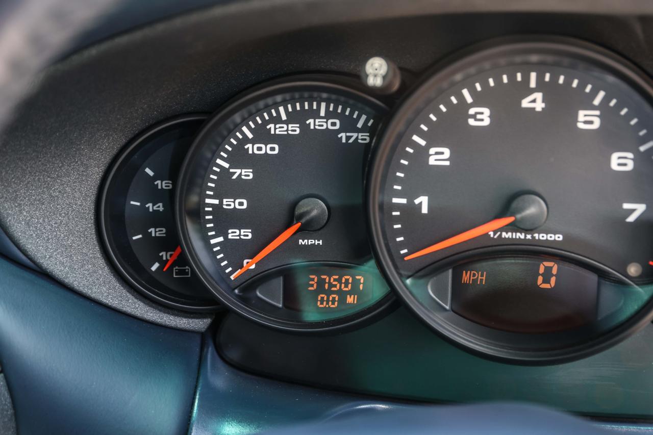 1998 Porsche 911/996 Carrera 2 Tiptronic S
