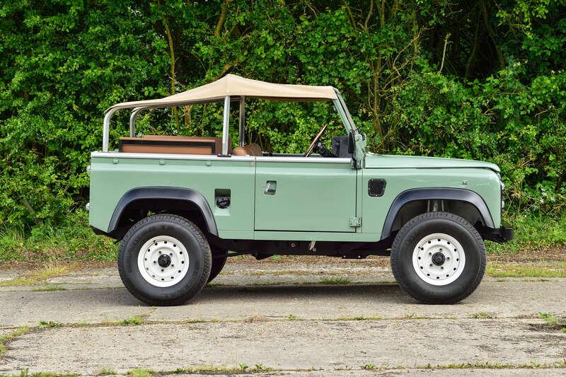 1990 Land Rover Defender 90
