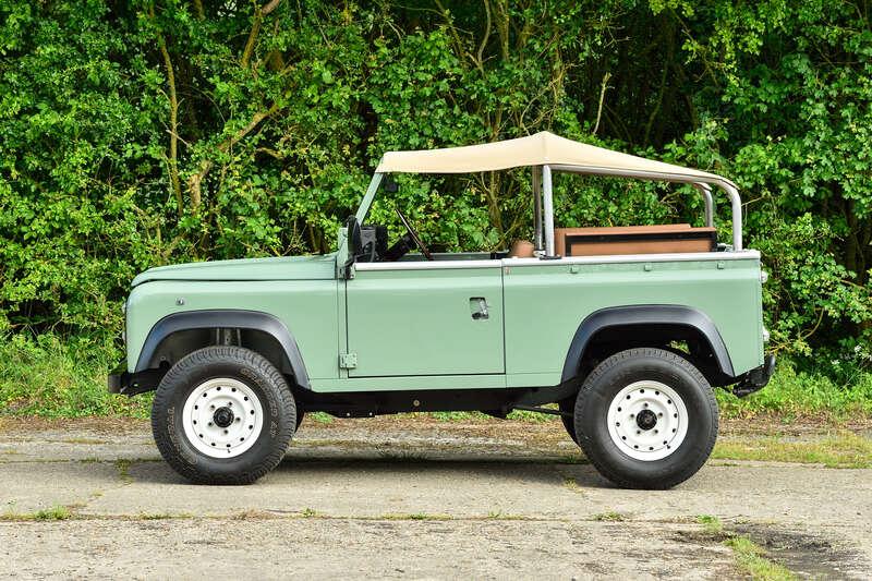 1990 Land Rover Defender 90
