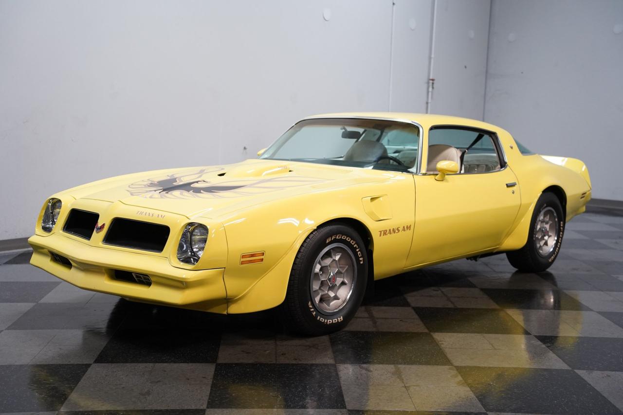 1976 Pontiac Firebird Trans Am Restomod
