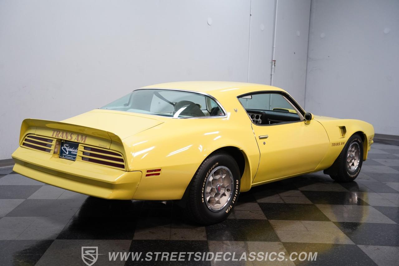 1976 Pontiac Firebird Trans Am Restomod