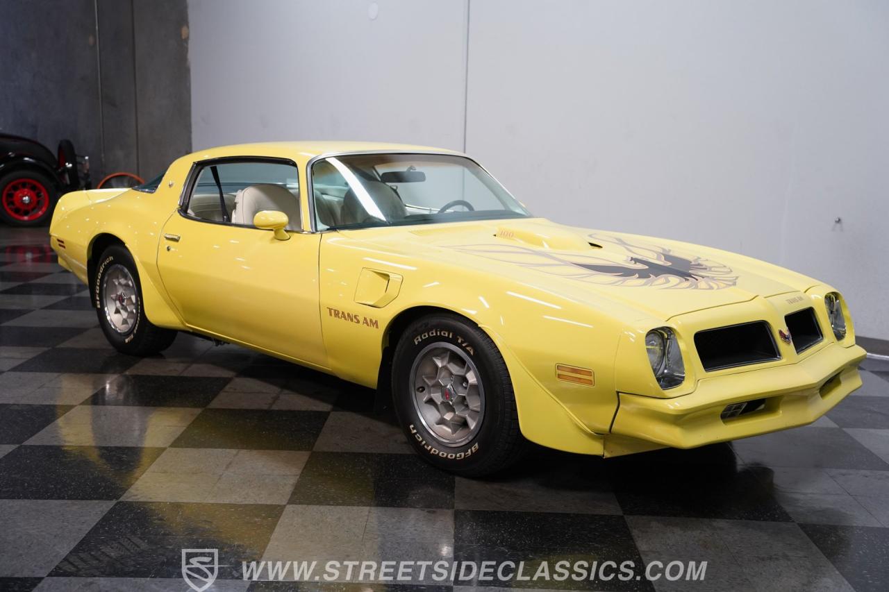 1976 Pontiac Firebird Trans Am Restomod