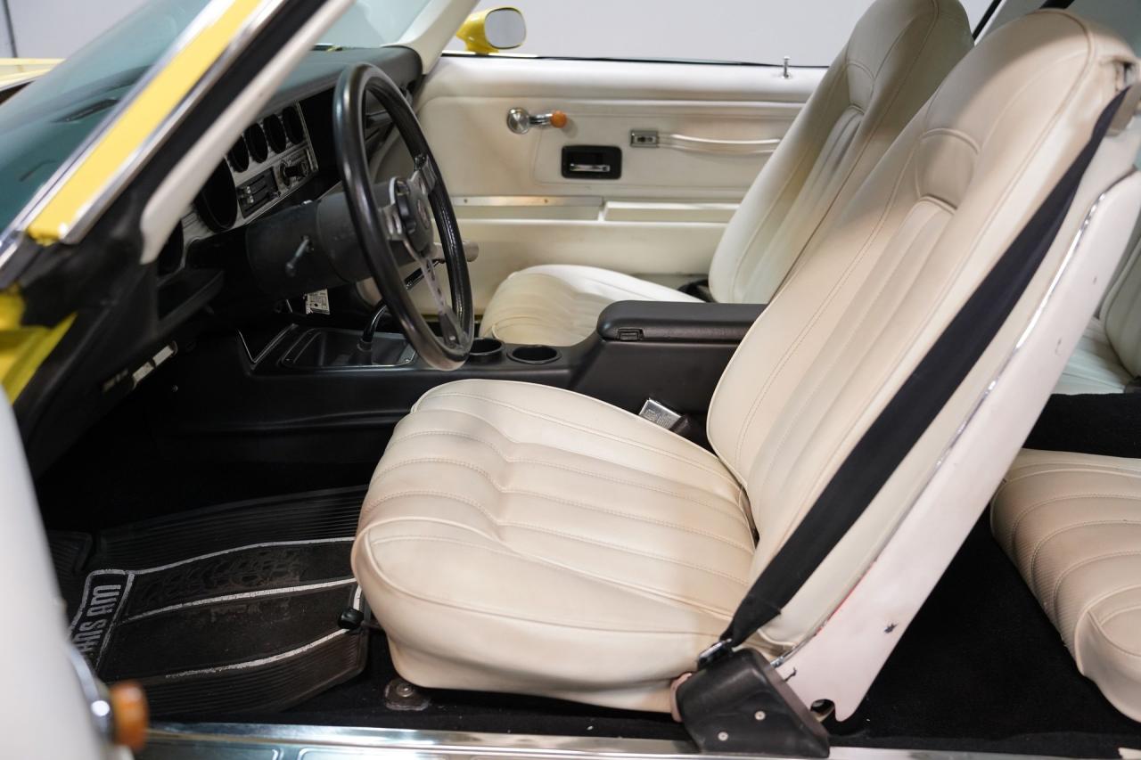 1976 Pontiac Firebird Trans Am Restomod