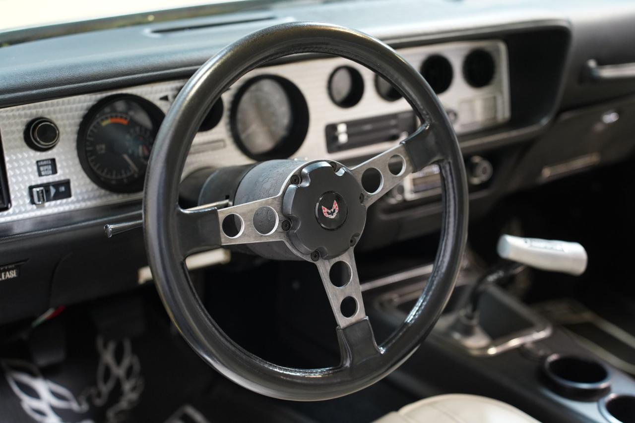1976 Pontiac Firebird Trans Am Restomod