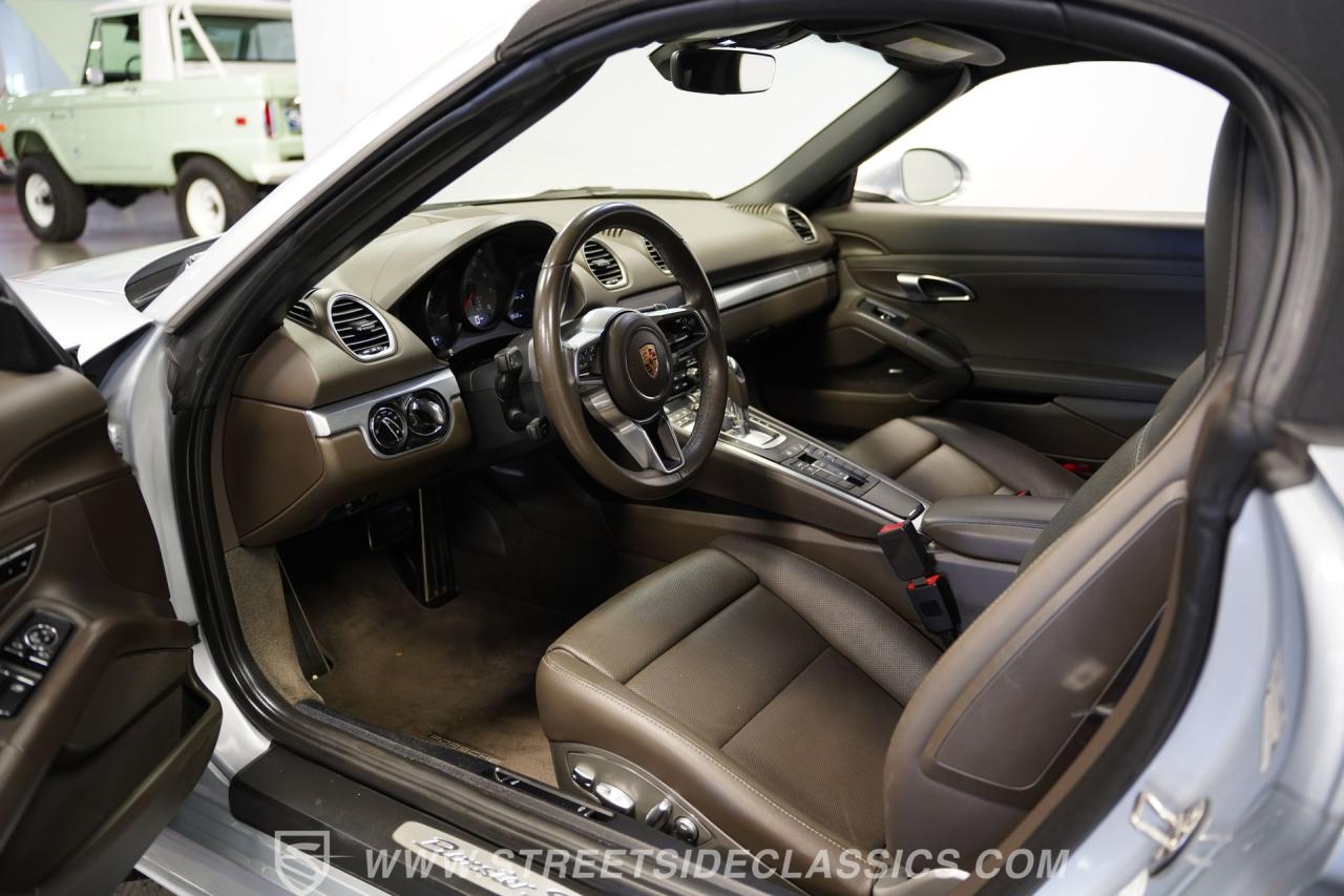 2017 Porsche 718 Boxster S