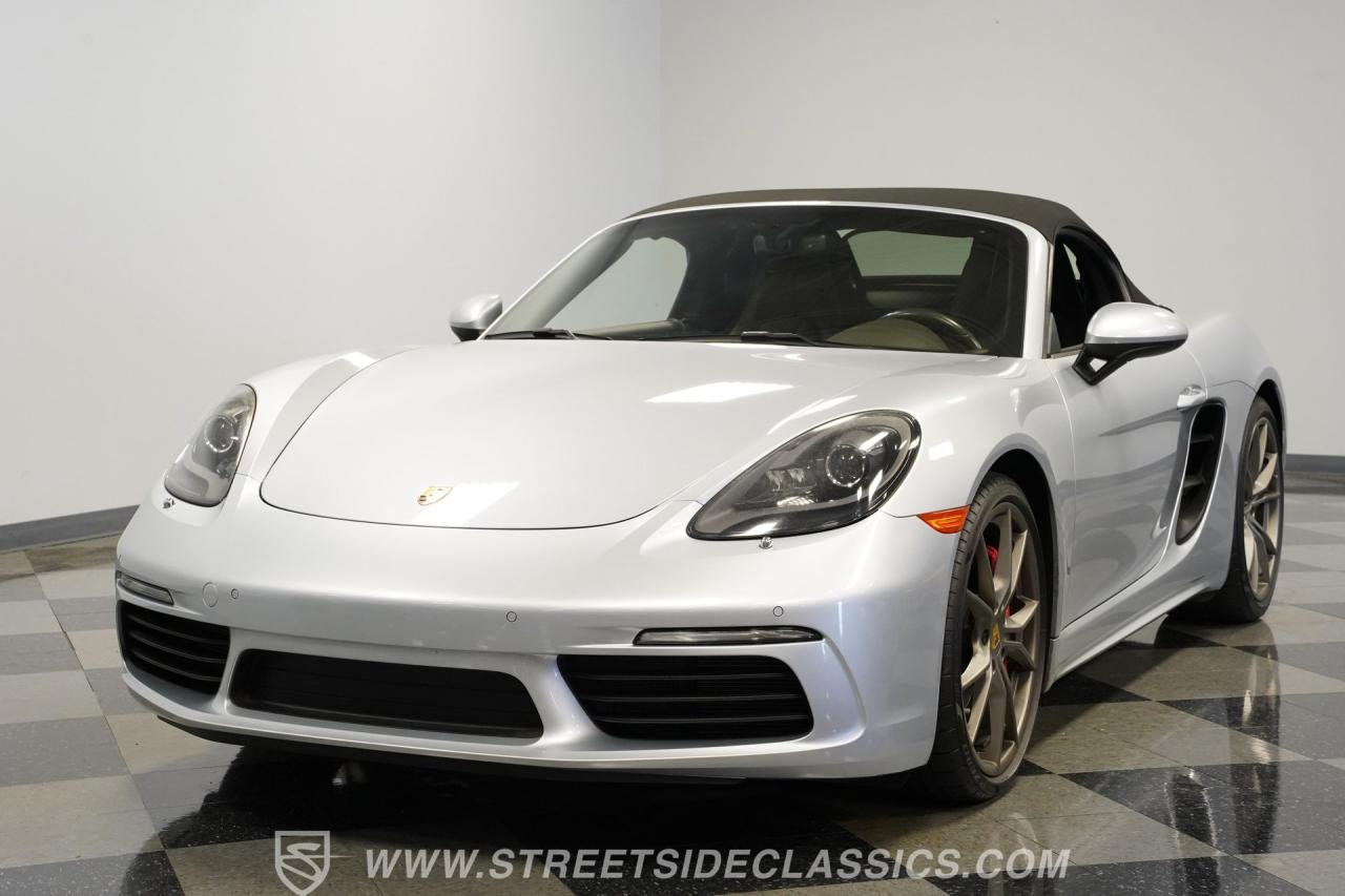 2017 Porsche 718 Boxster S