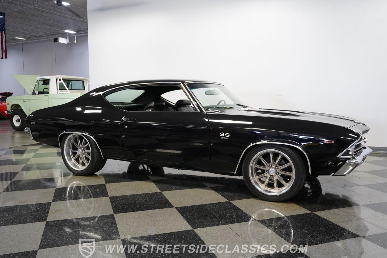 1969 Chevrolet Chevelle SS Tribute