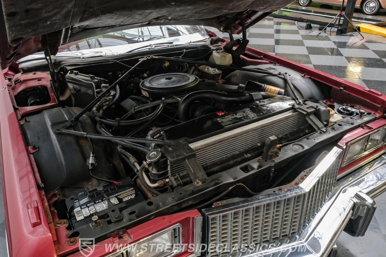 1975 Cadillac Coupe DeVille