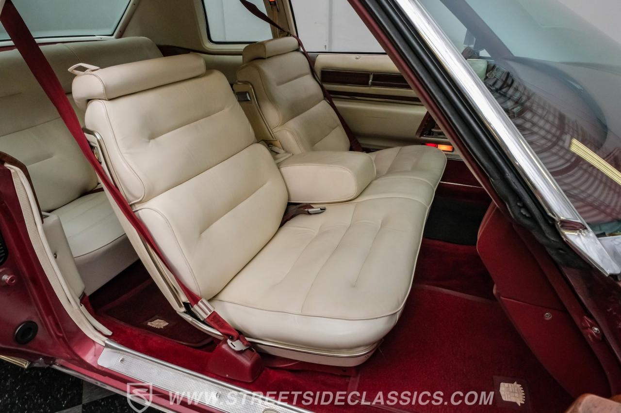 1975 Cadillac Coupe DeVille