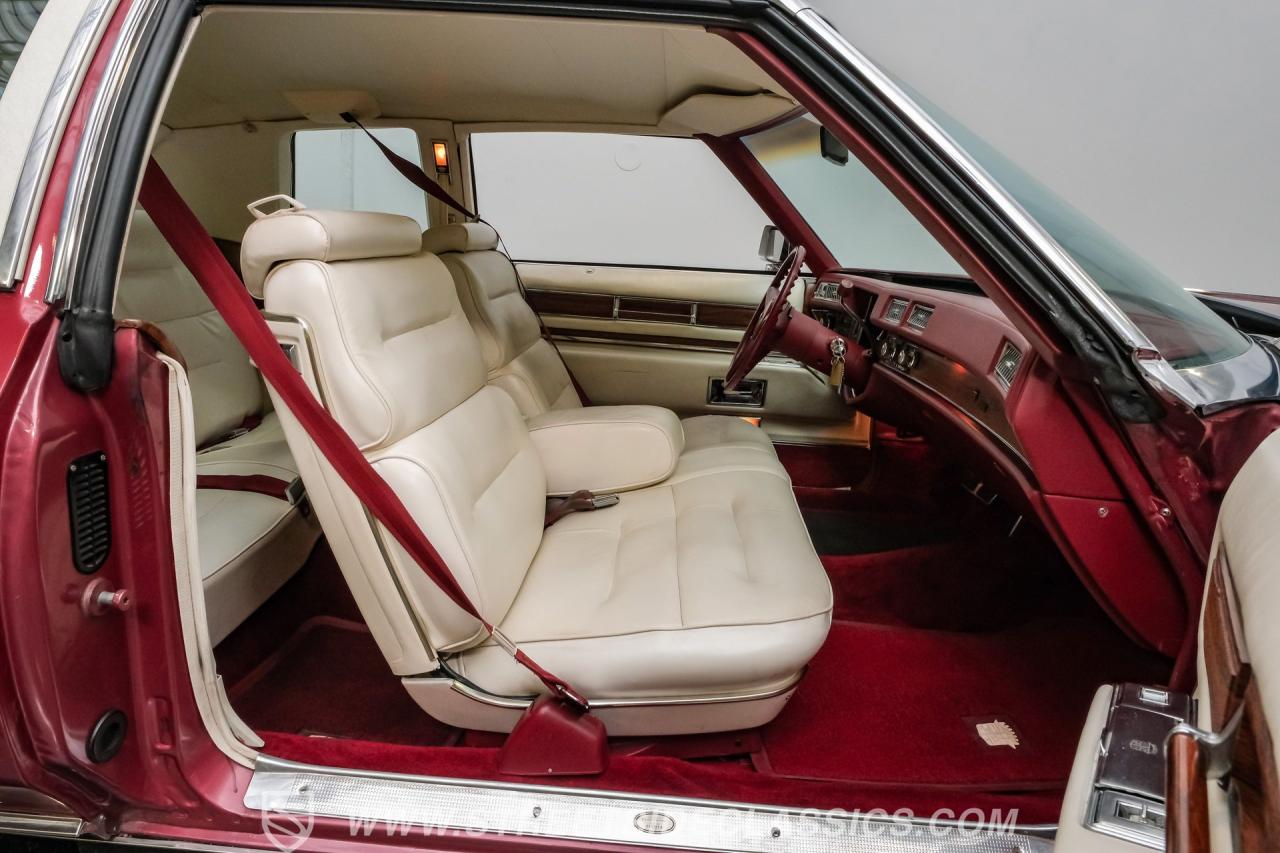 1975 Cadillac Coupe DeVille