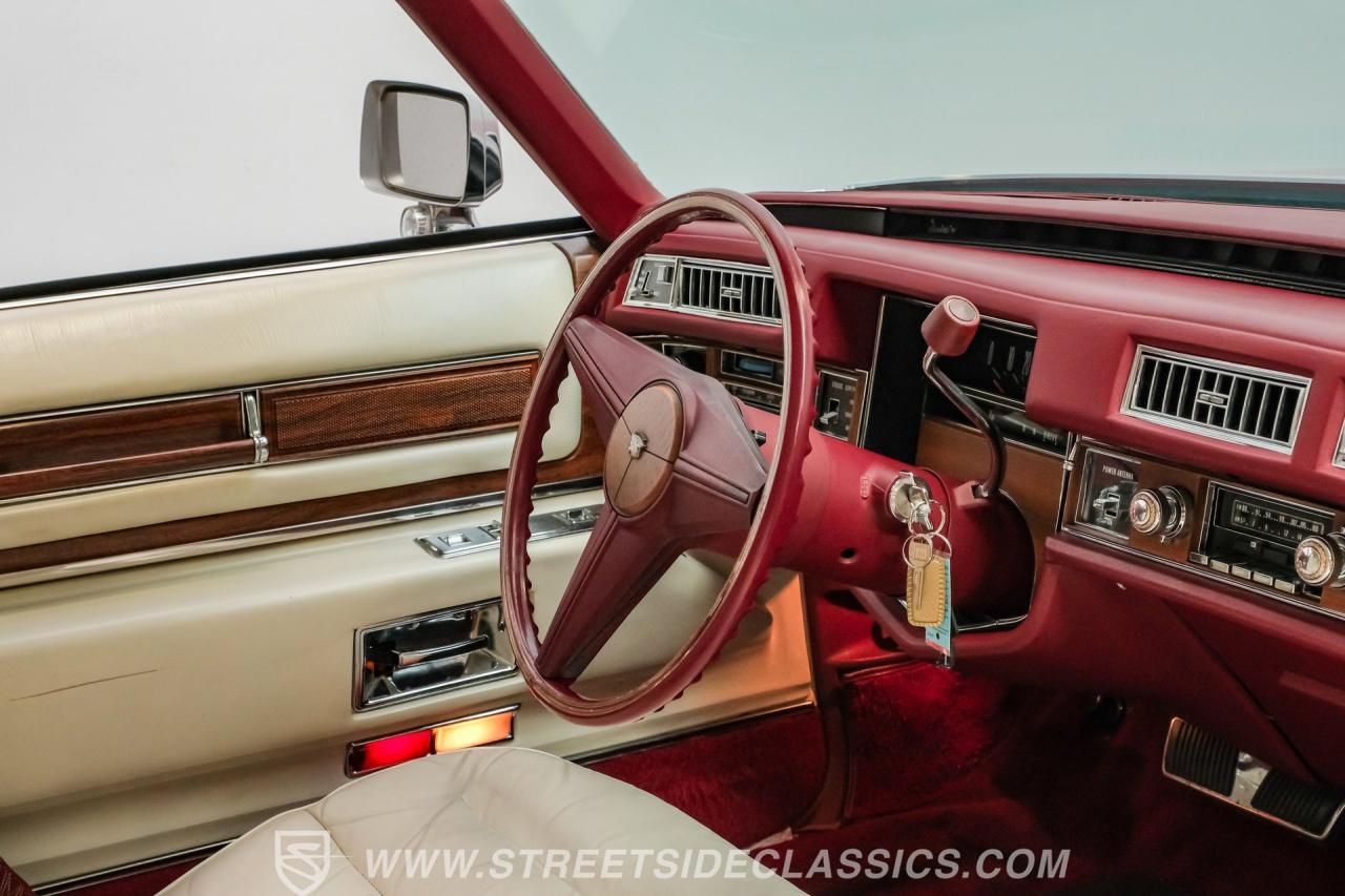 1975 Cadillac Coupe DeVille