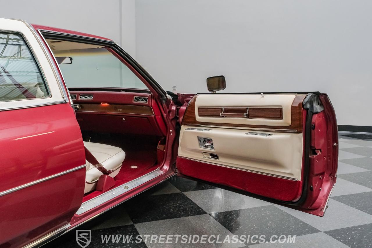 1975 Cadillac Coupe DeVille