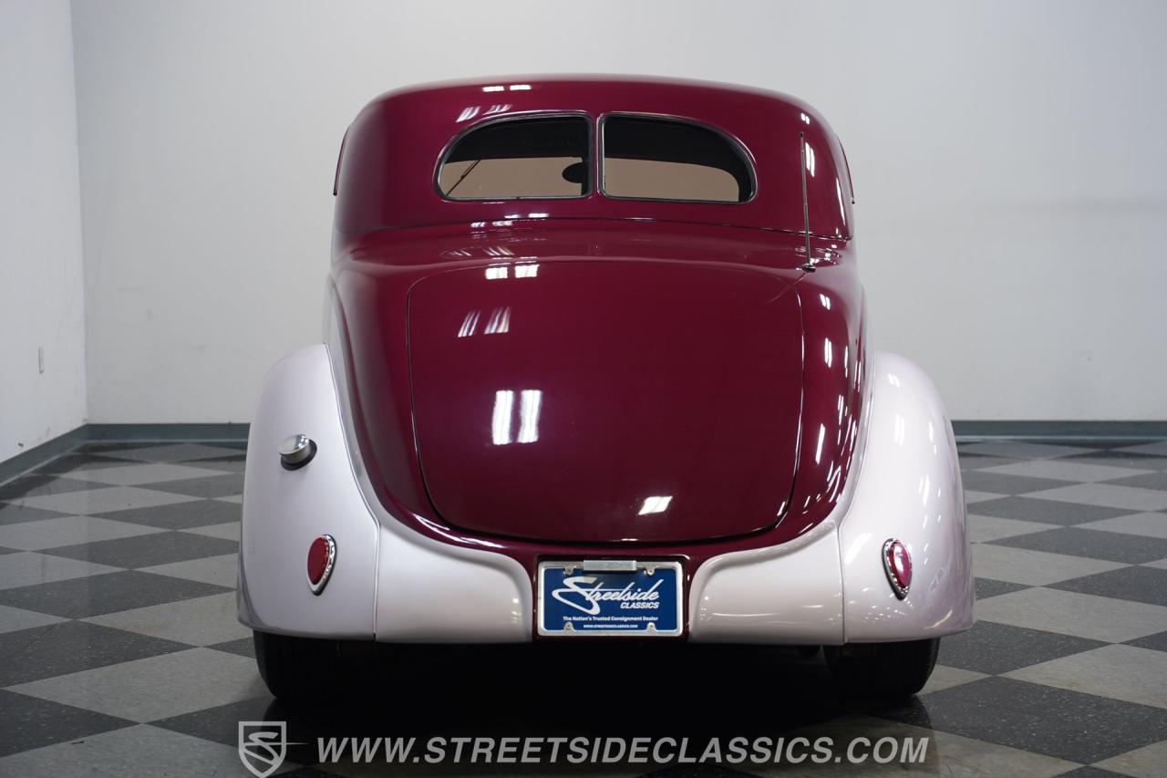 1938 Ford 5-Window Coupe