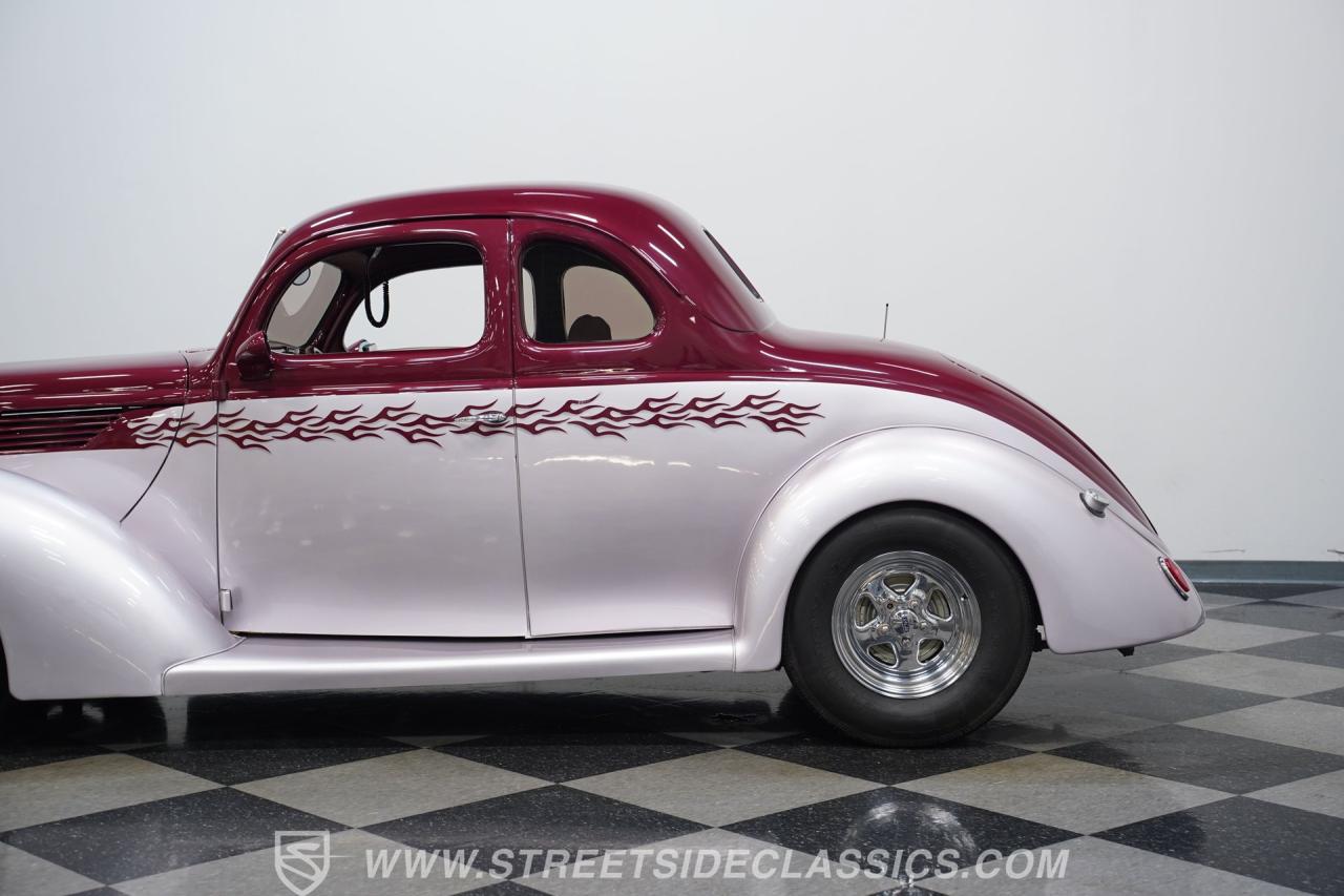 1938 Ford 5-Window Coupe