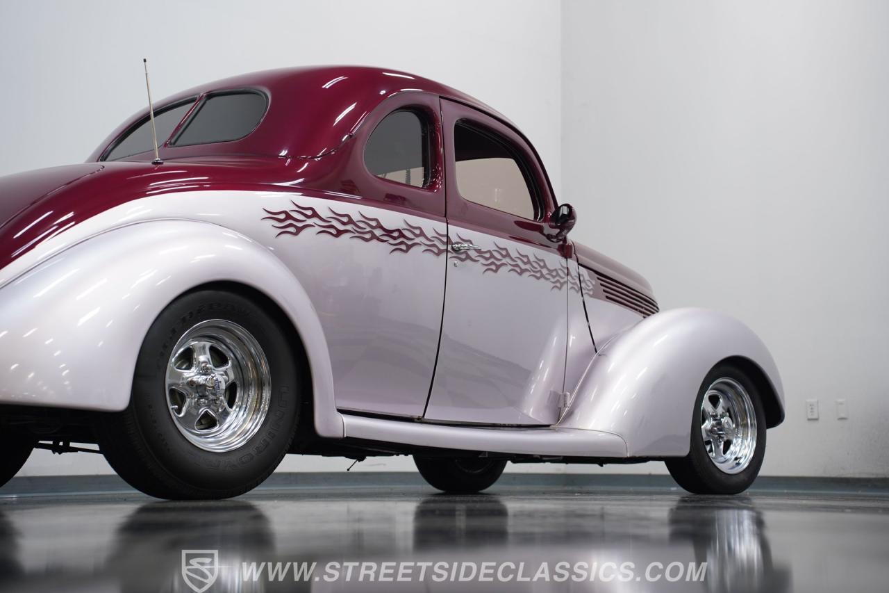 1938 Ford 5-Window Coupe