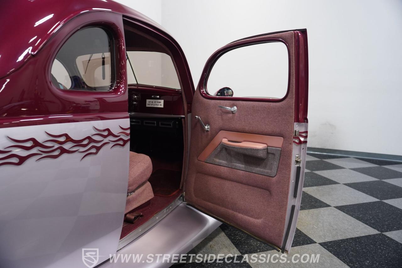 1938 Ford 5-Window Coupe