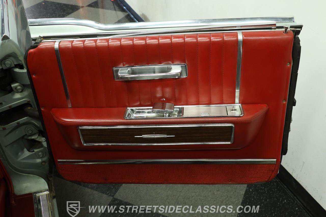 1965 Lincoln Continental