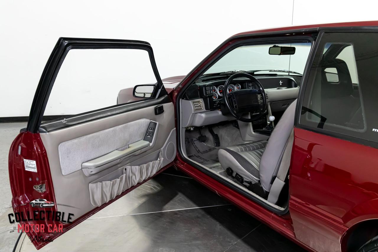 1990 Ford Mustang LX 5.0