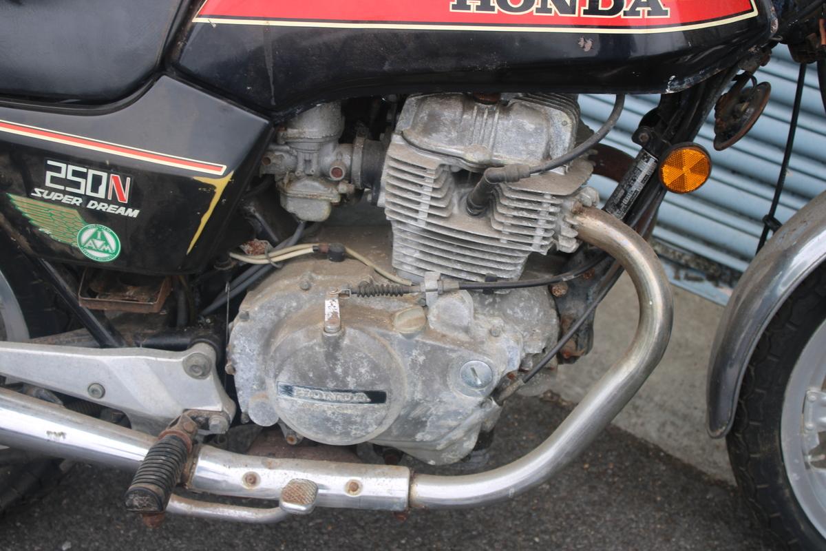 1981 Honda CB 250 N SUPER DREAM