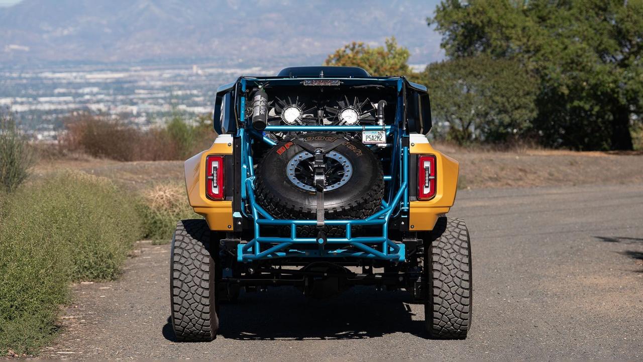 2023 Ford Bronco DR
