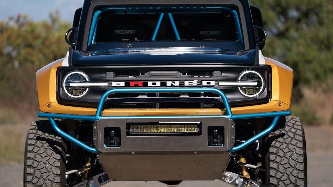 2023 Ford Bronco DR