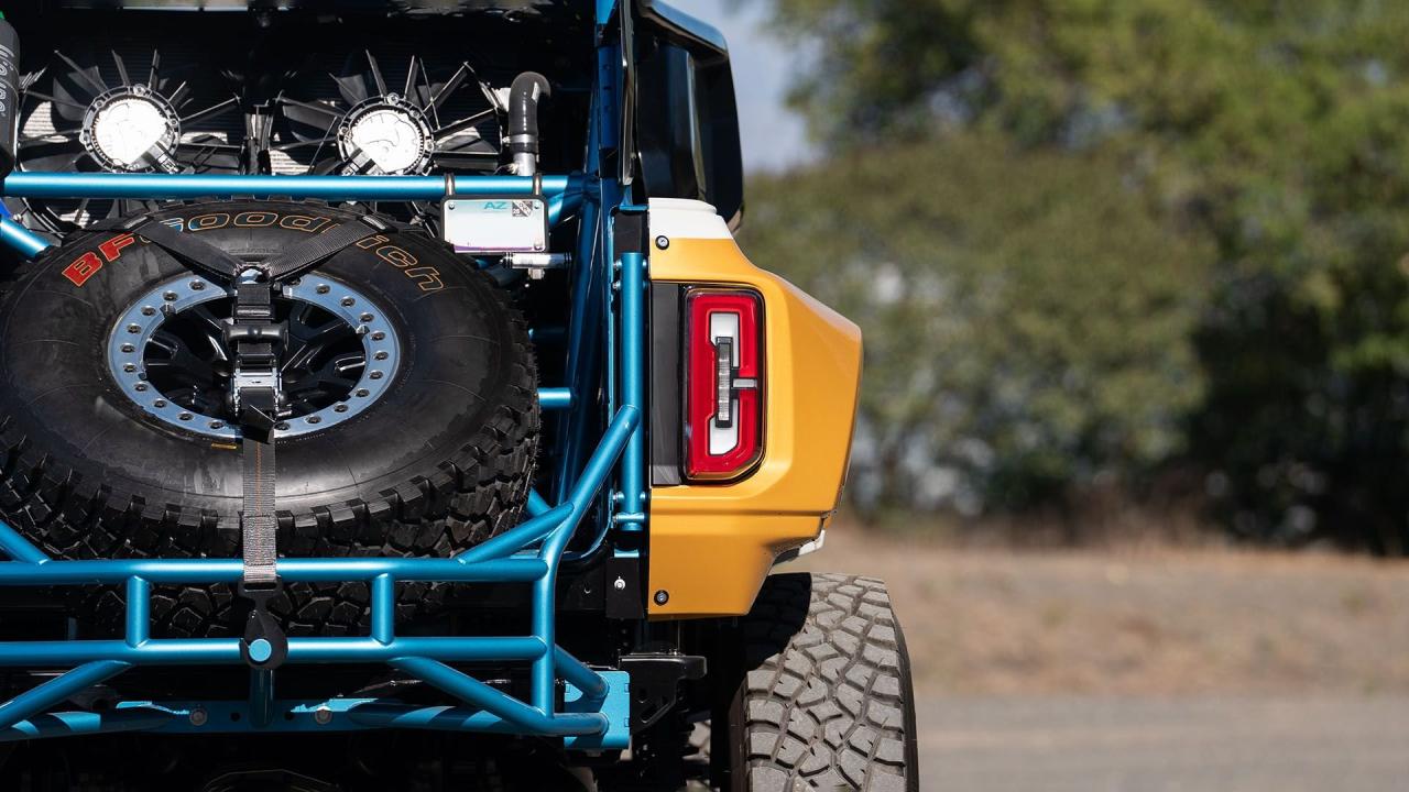 2023 Ford Bronco DR