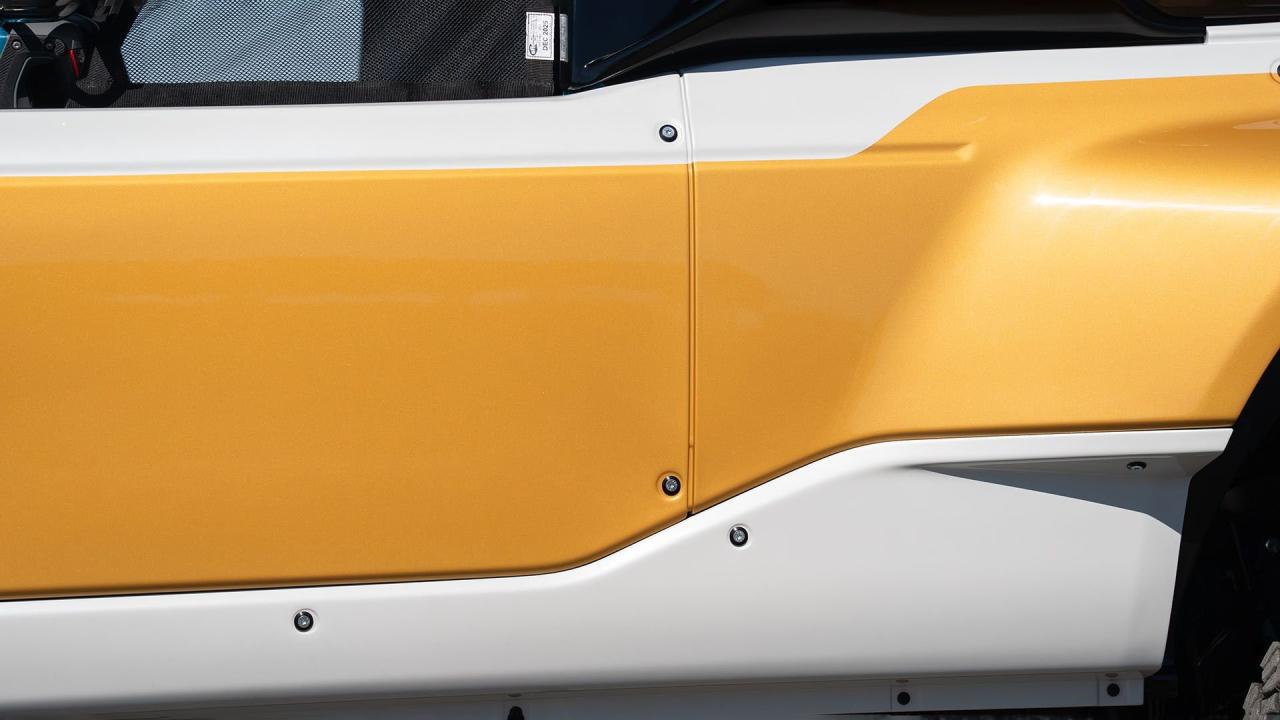 2023 Ford Bronco DR