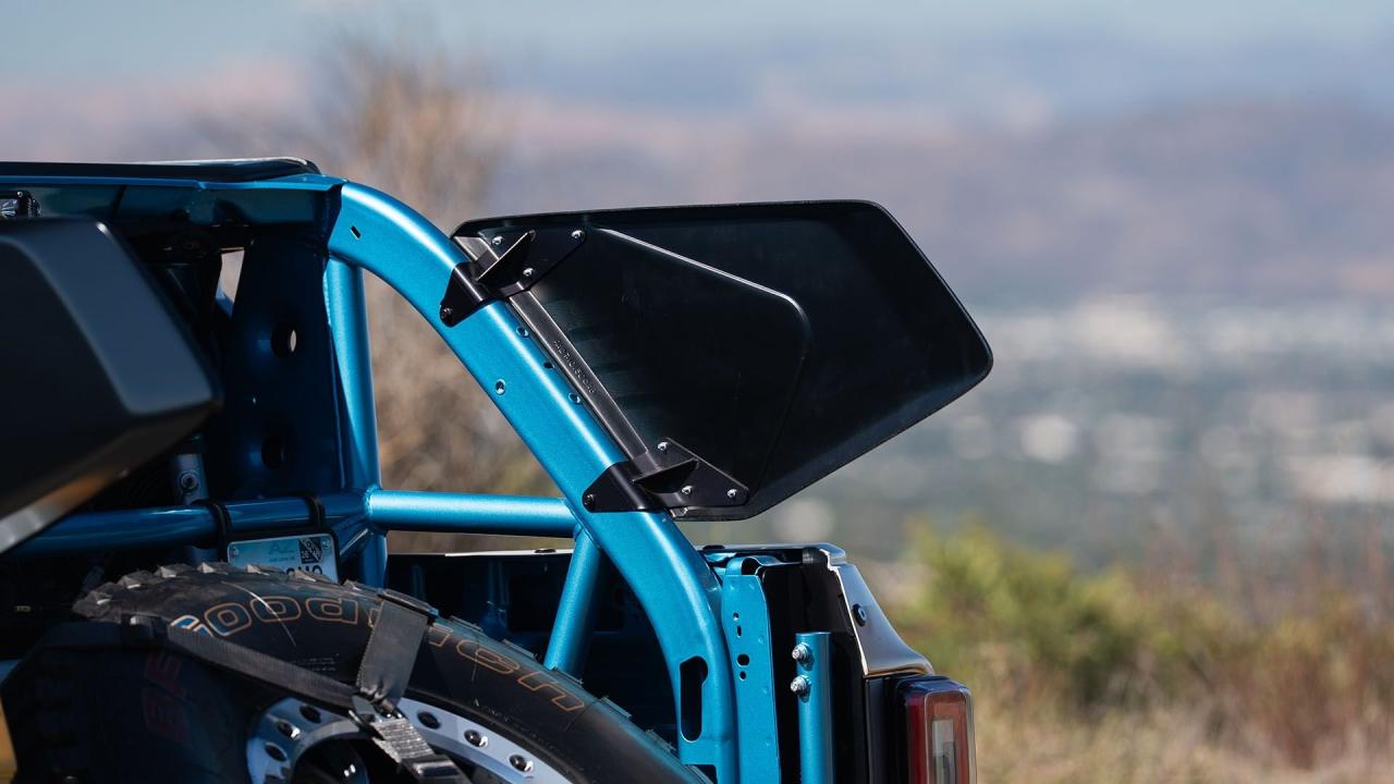 2023 Ford Bronco DR