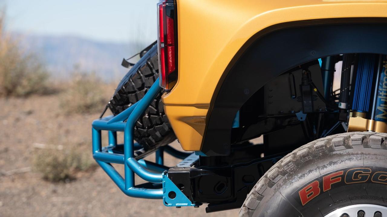 2023 Ford Bronco DR