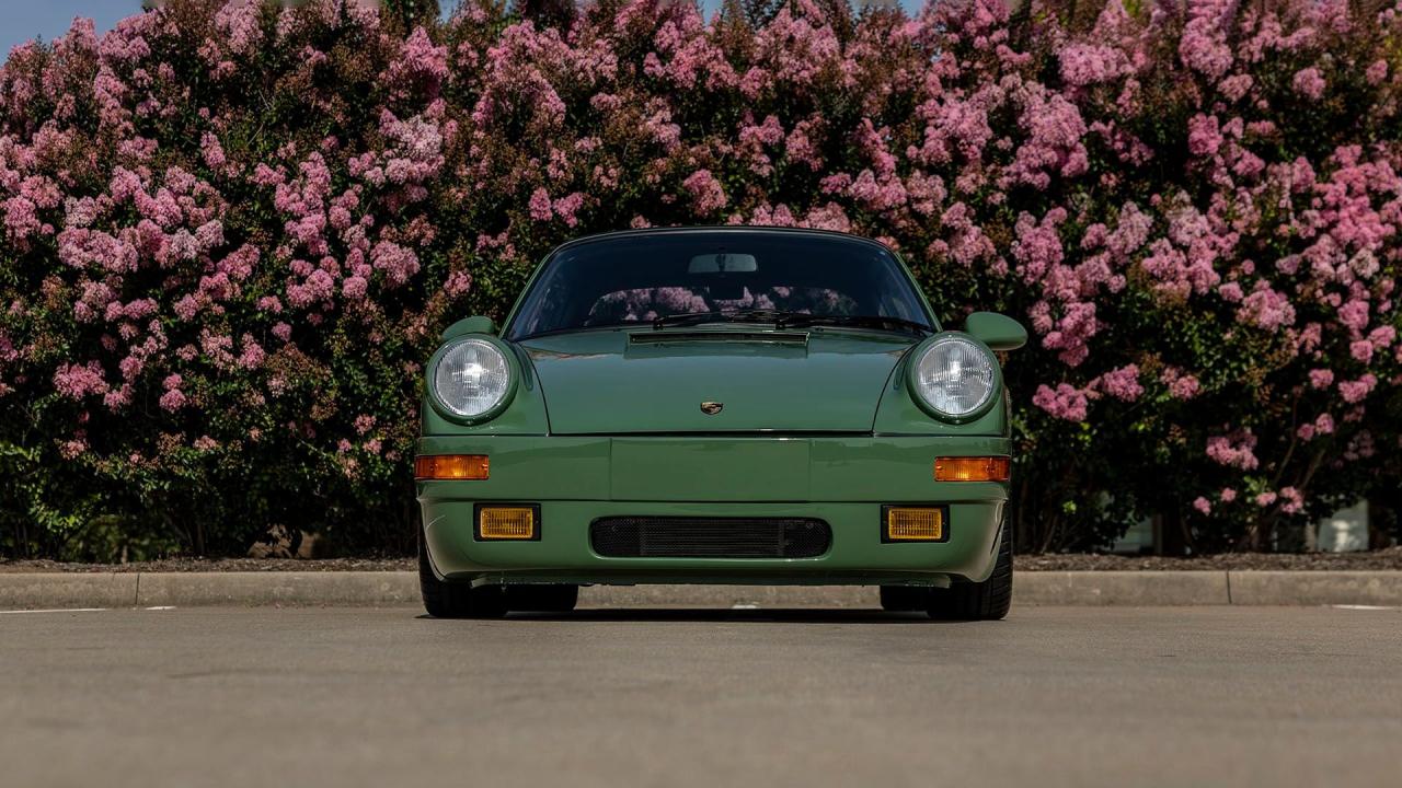 1990 Porsche 911 Targa Restomod