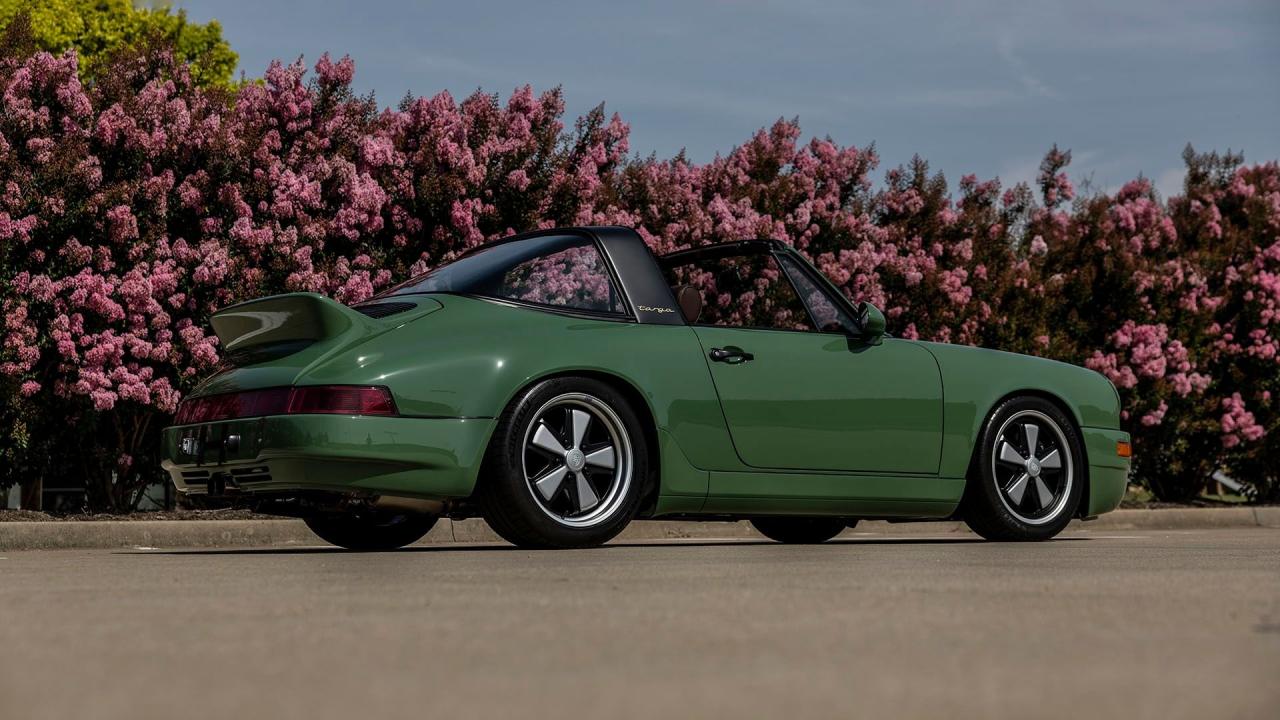 1990 Porsche 911 Targa Restomod