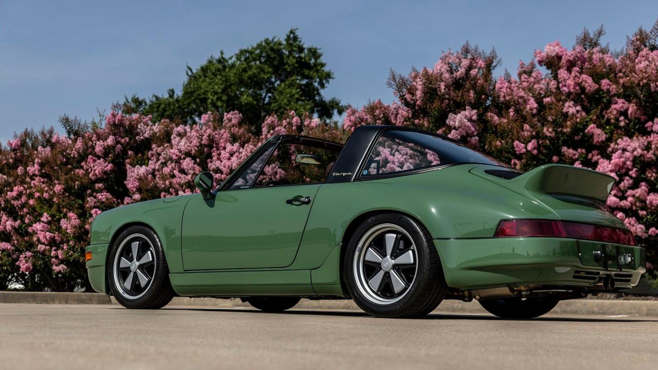1990 Porsche 911 Targa Restomod