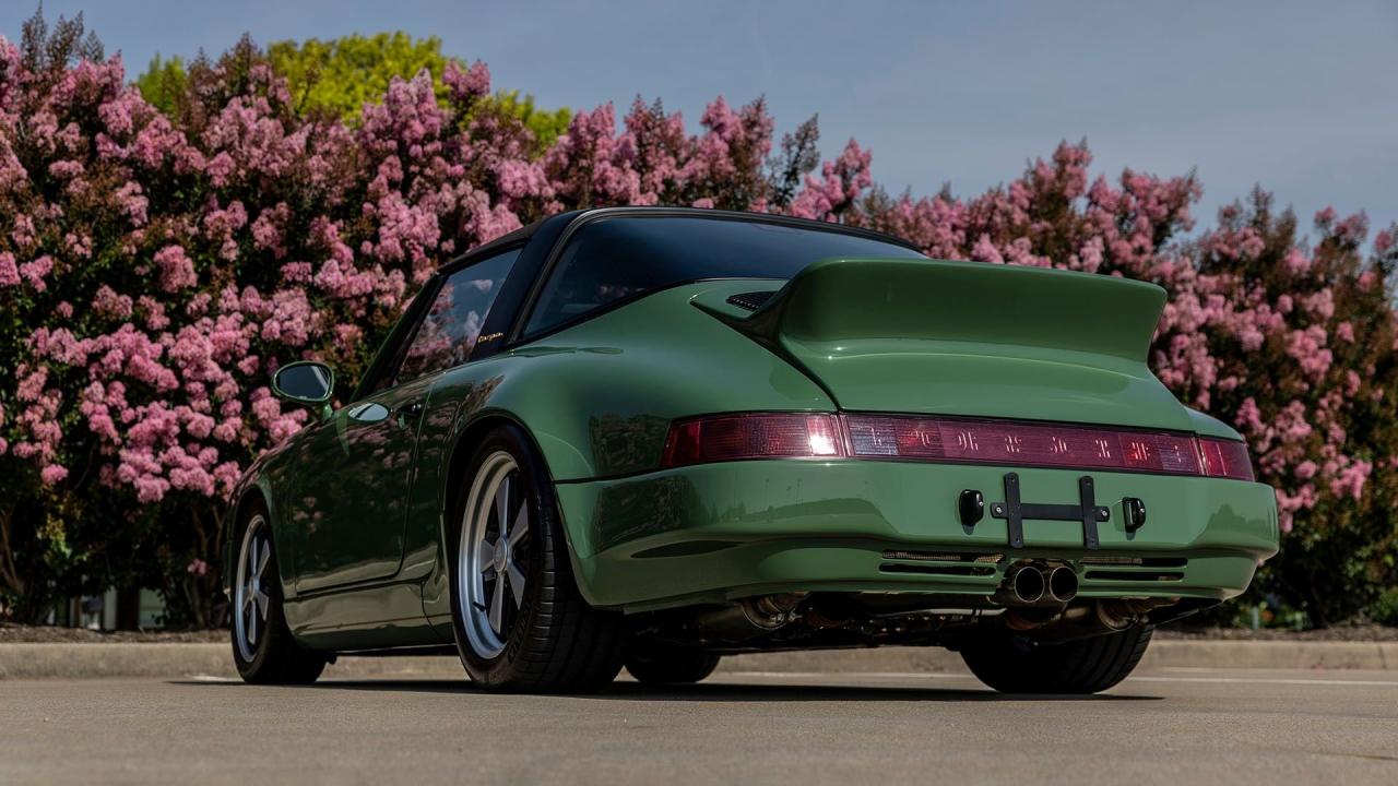 1990 Porsche 911 Targa Restomod