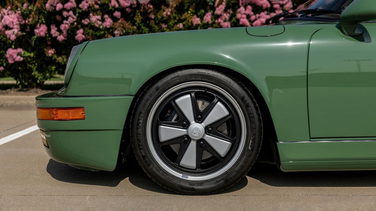 1990 Porsche 911 Targa Restomod