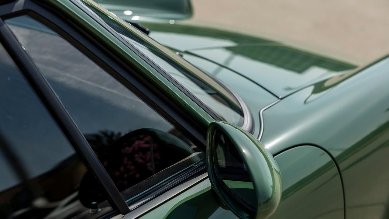 1990 Porsche 911 Targa Restomod