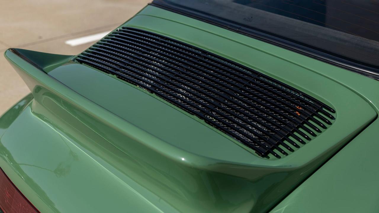 1990 Porsche 911 Targa Restomod