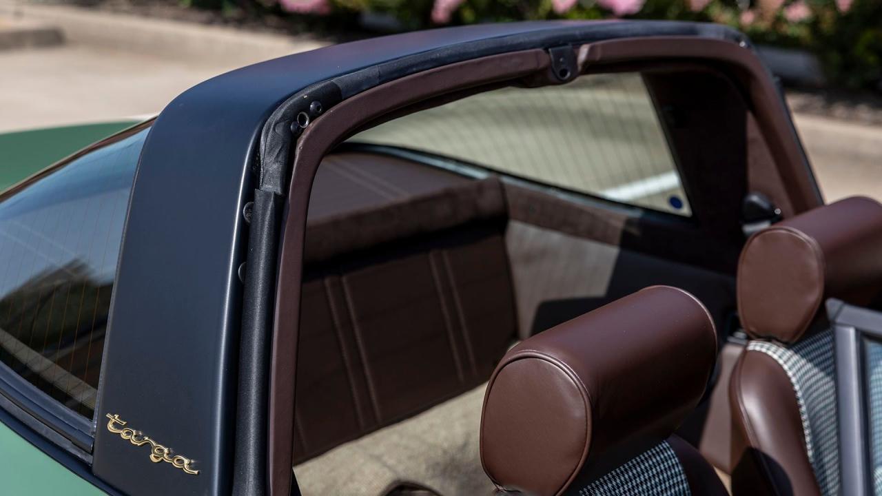 1990 Porsche 911 Targa Restomod
