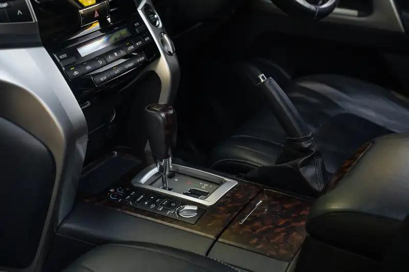 2014 Toyota Land Cruiser