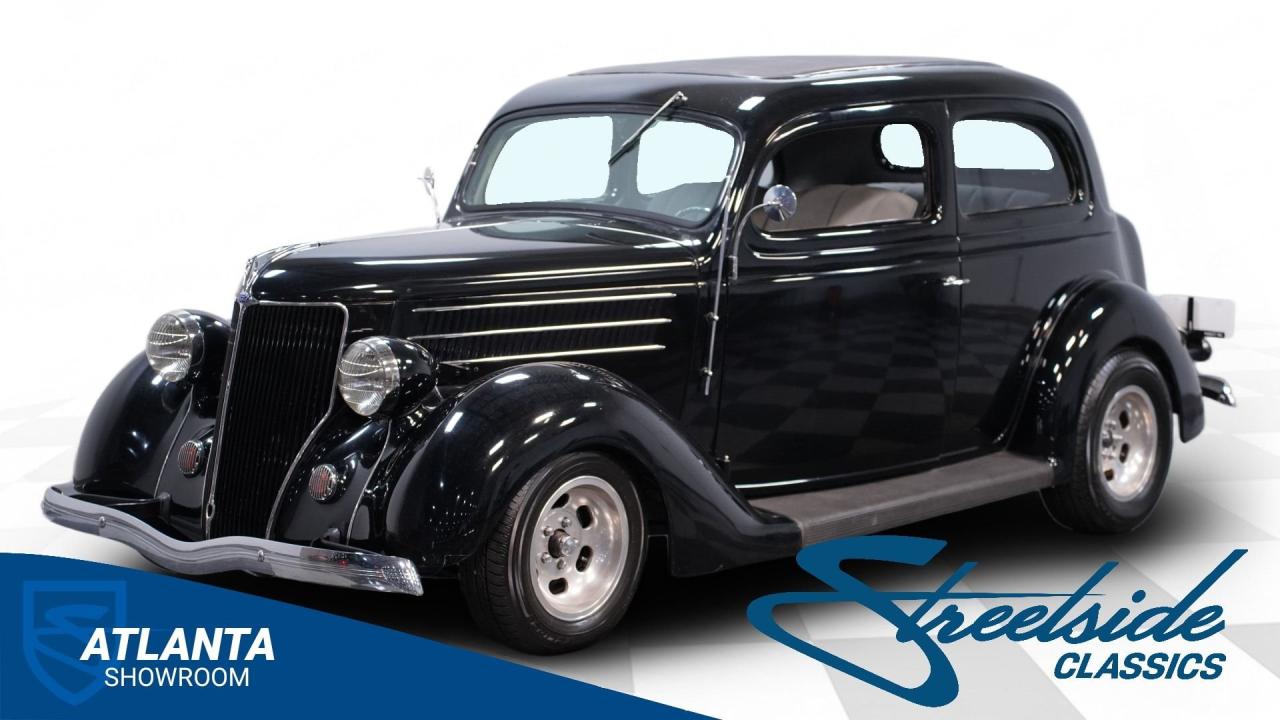 1936 Ford Tudor Humpback