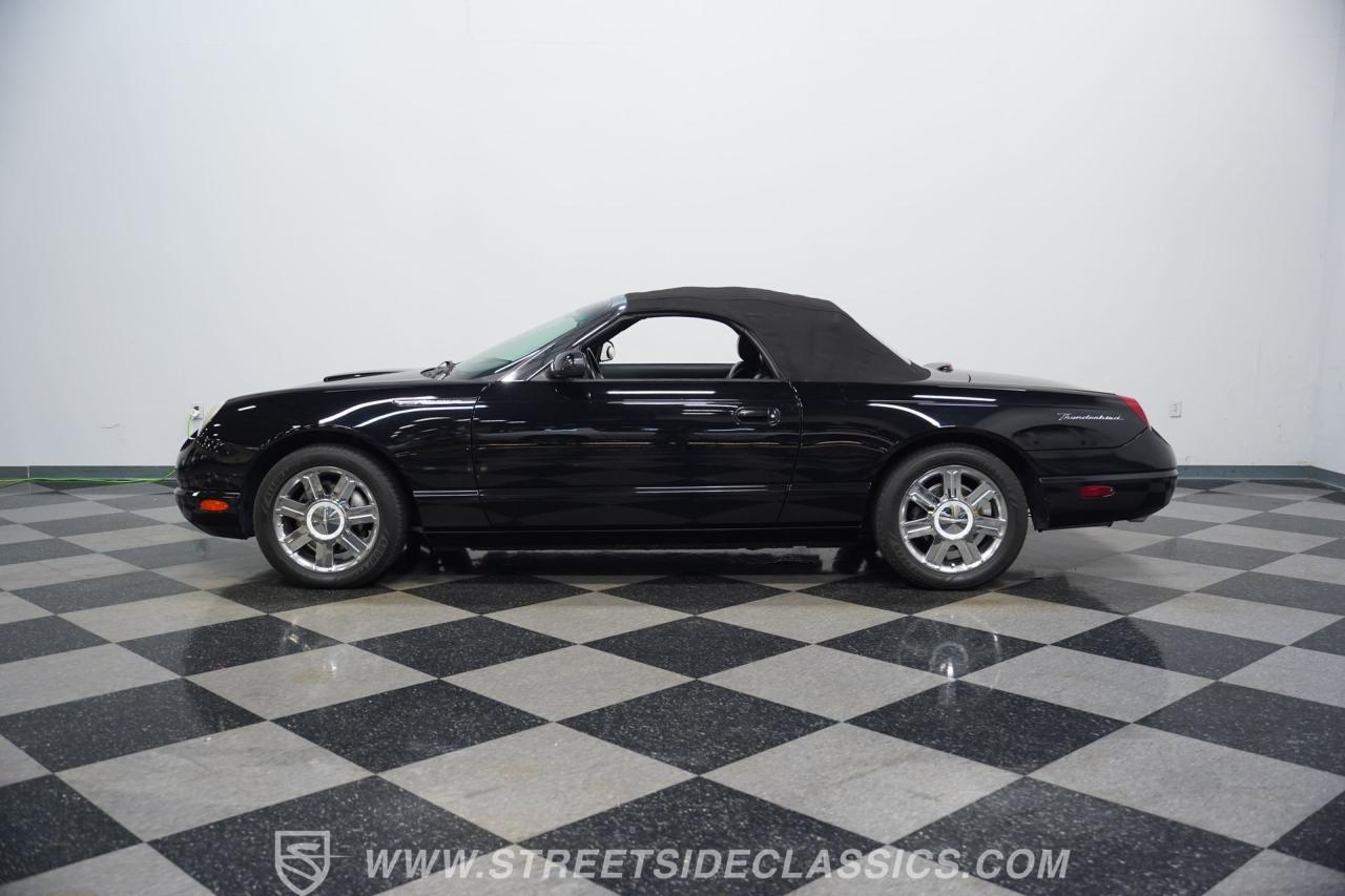 2005 Ford Thunderbird
