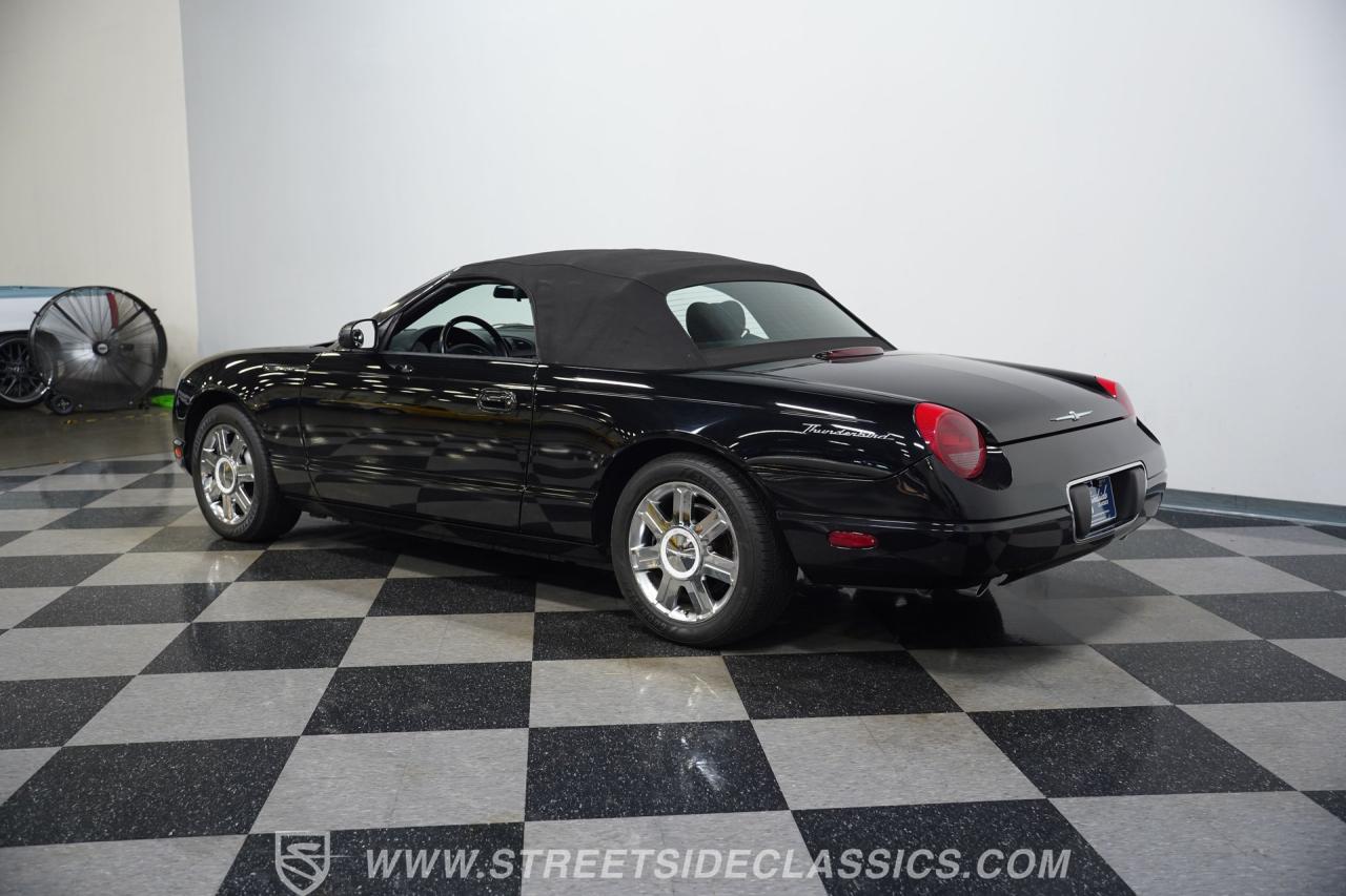 2005 Ford Thunderbird