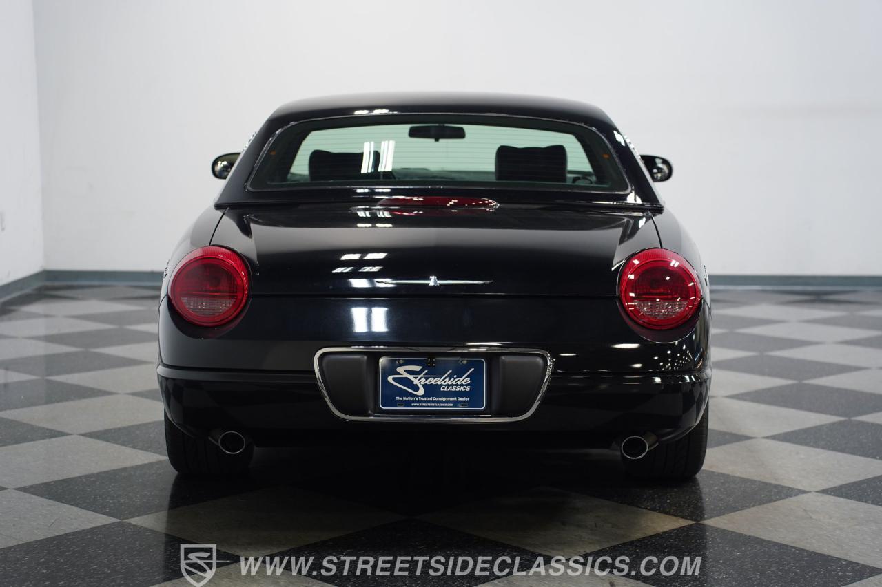 2005 Ford Thunderbird