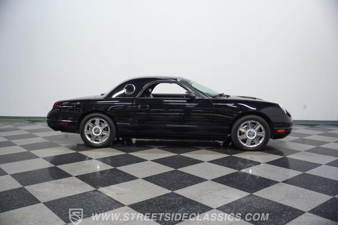 2005 Ford Thunderbird
