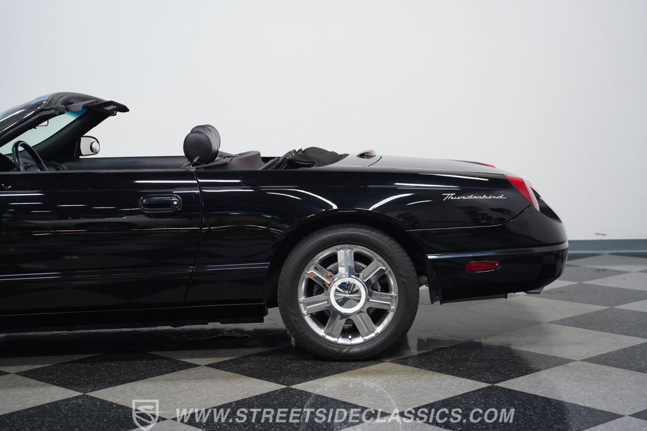 2005 Ford Thunderbird