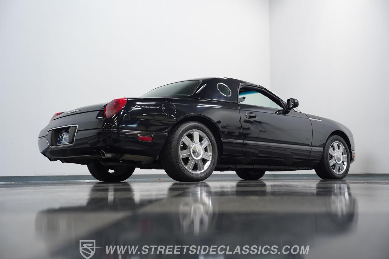 2005 Ford Thunderbird