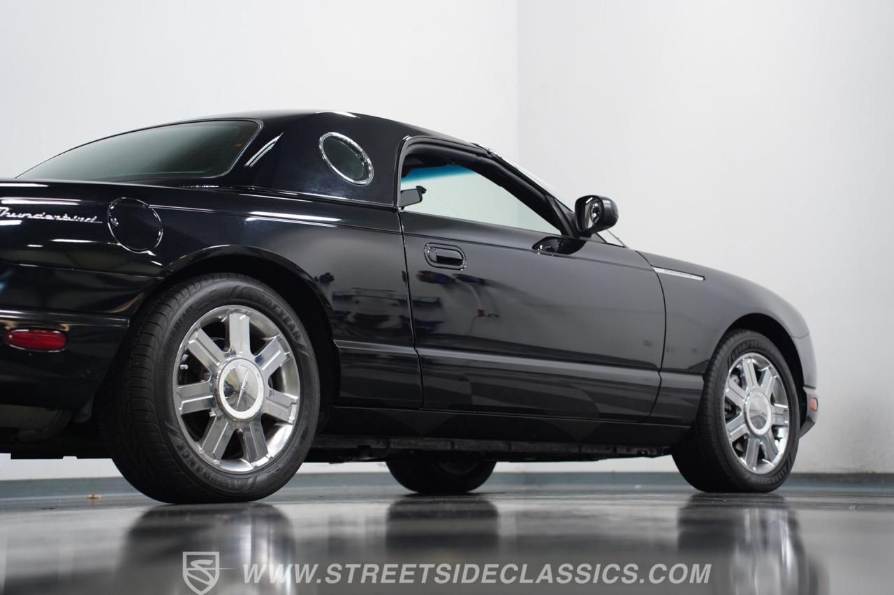2005 Ford Thunderbird